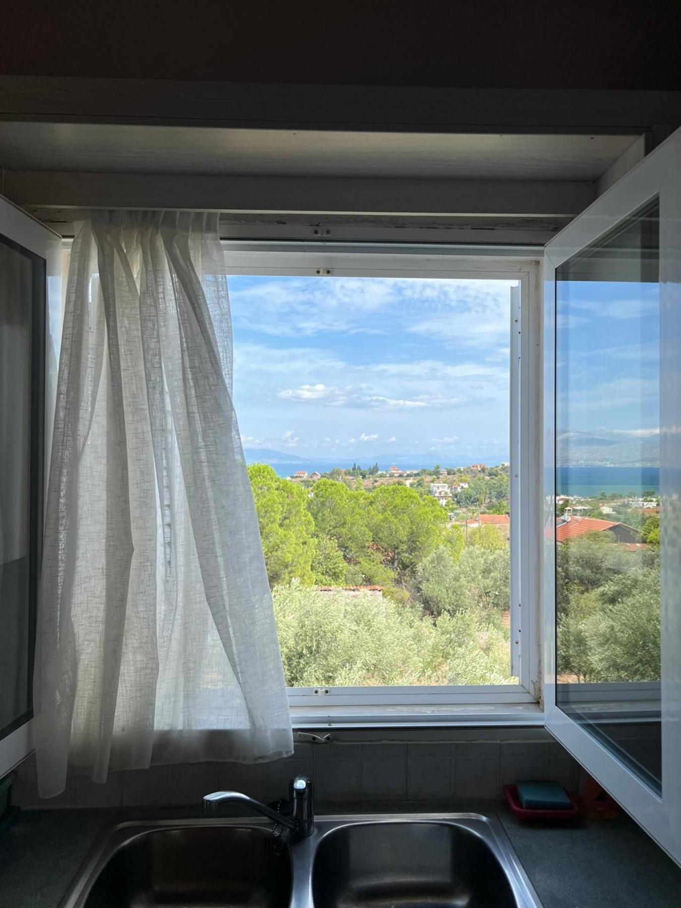 Вилла Xenia'S Seaview House Paralia Avlidhos Экстерьер фото