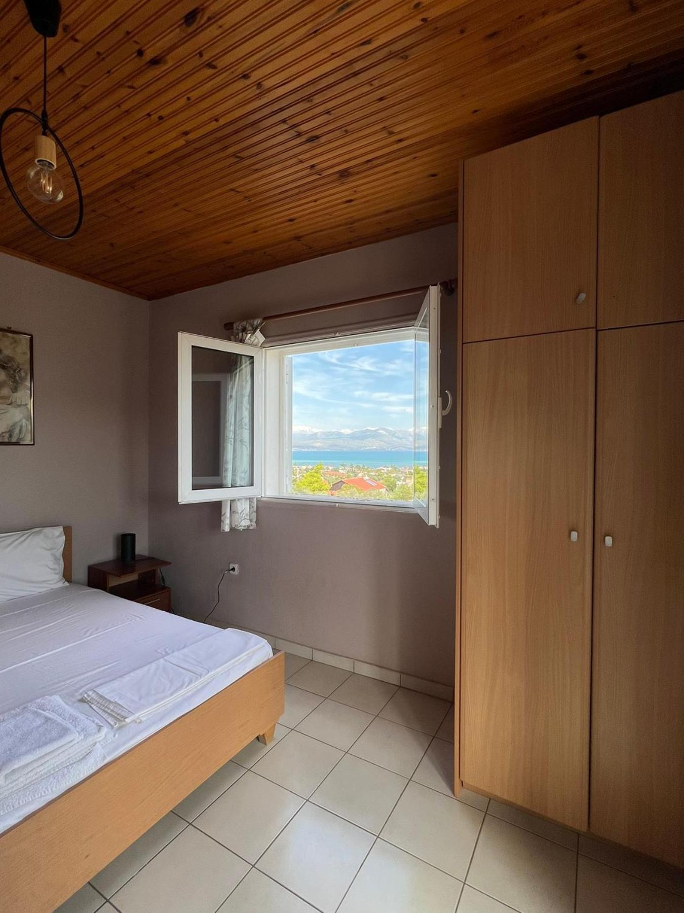 Вилла Xenia'S Seaview House Paralia Avlidhos Экстерьер фото